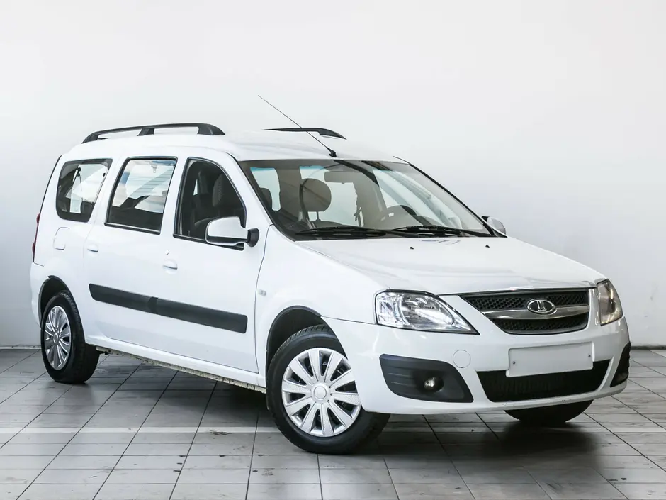 «Авто на Неве»