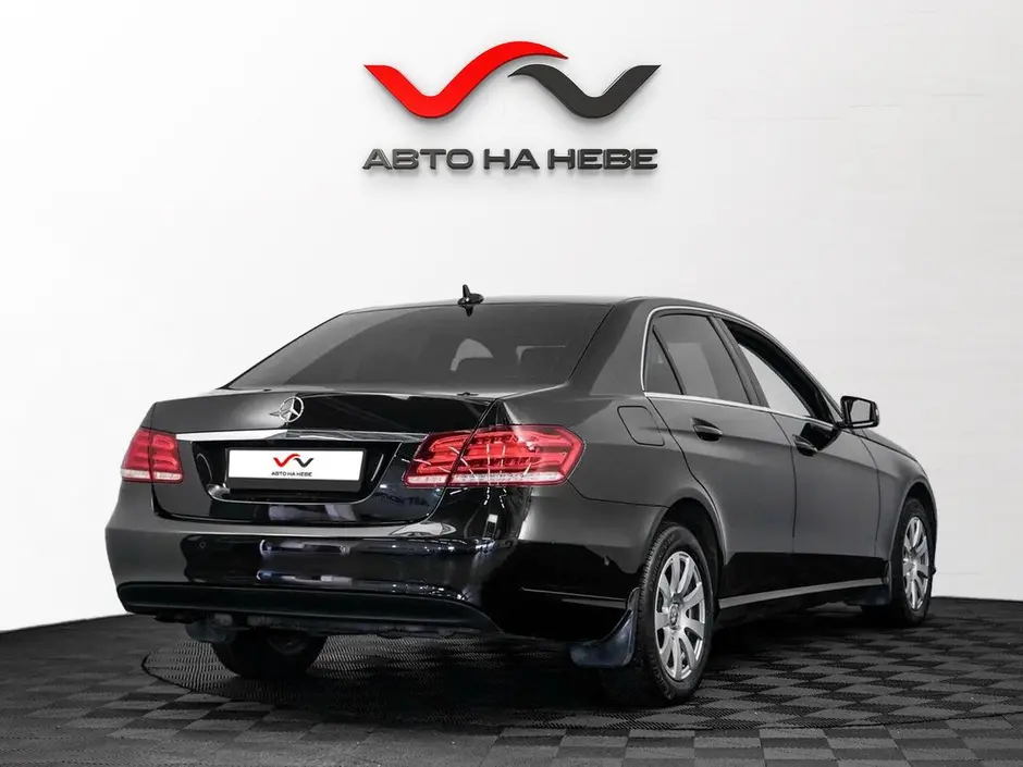 «Авто на Неве»