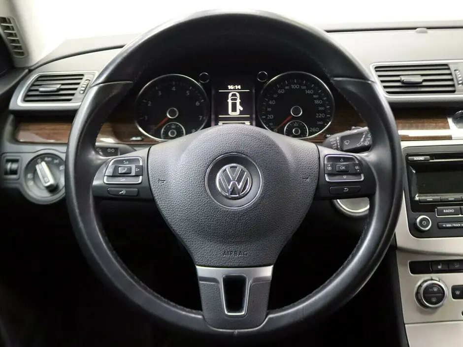 «Авто на Неве»