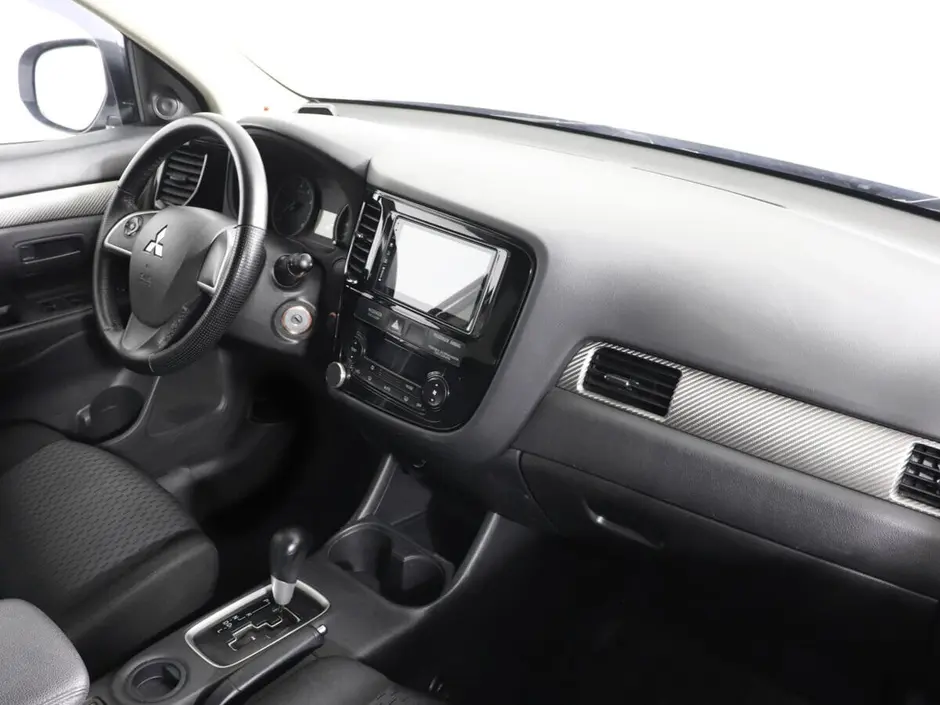 «Авто на Неве»