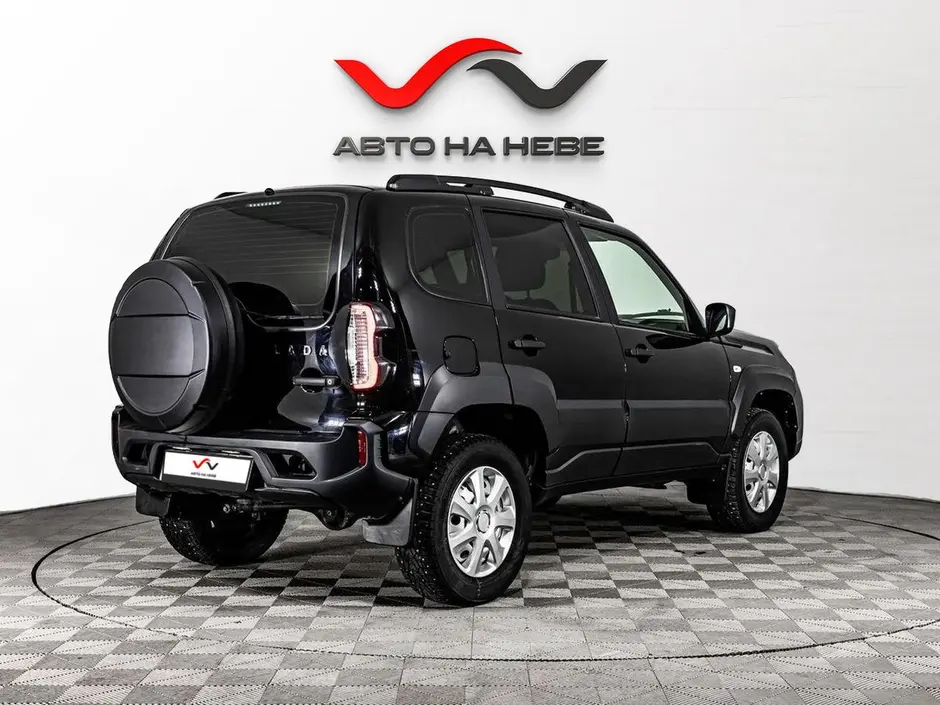 «Авто на Неве»