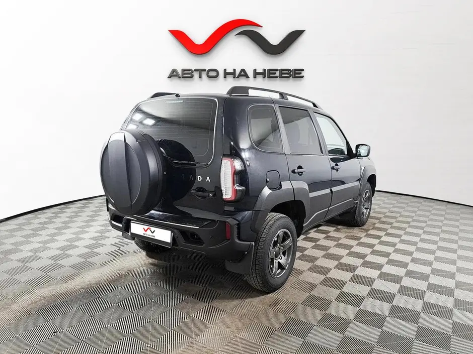 «Авто на Неве»