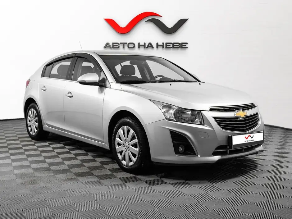 «Авто на Неве»