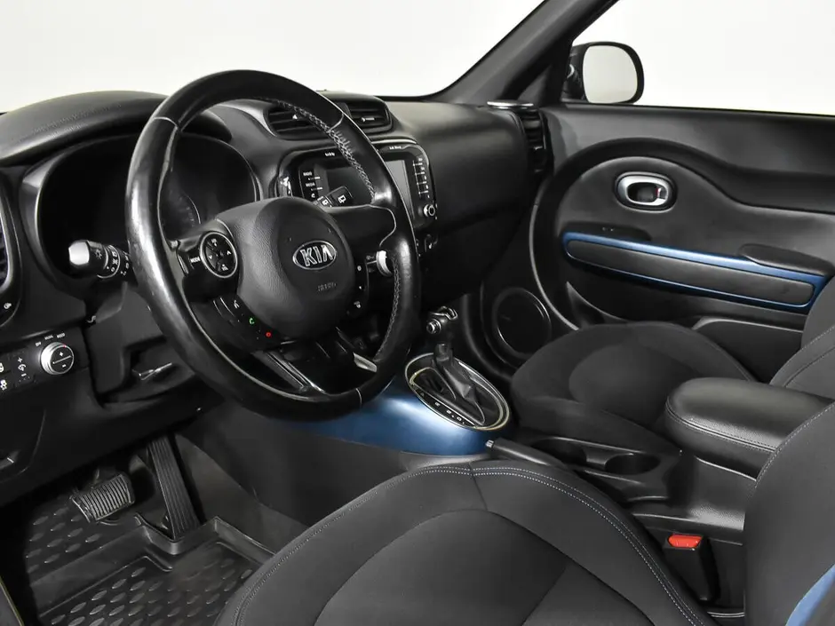 «Авто на Неве»