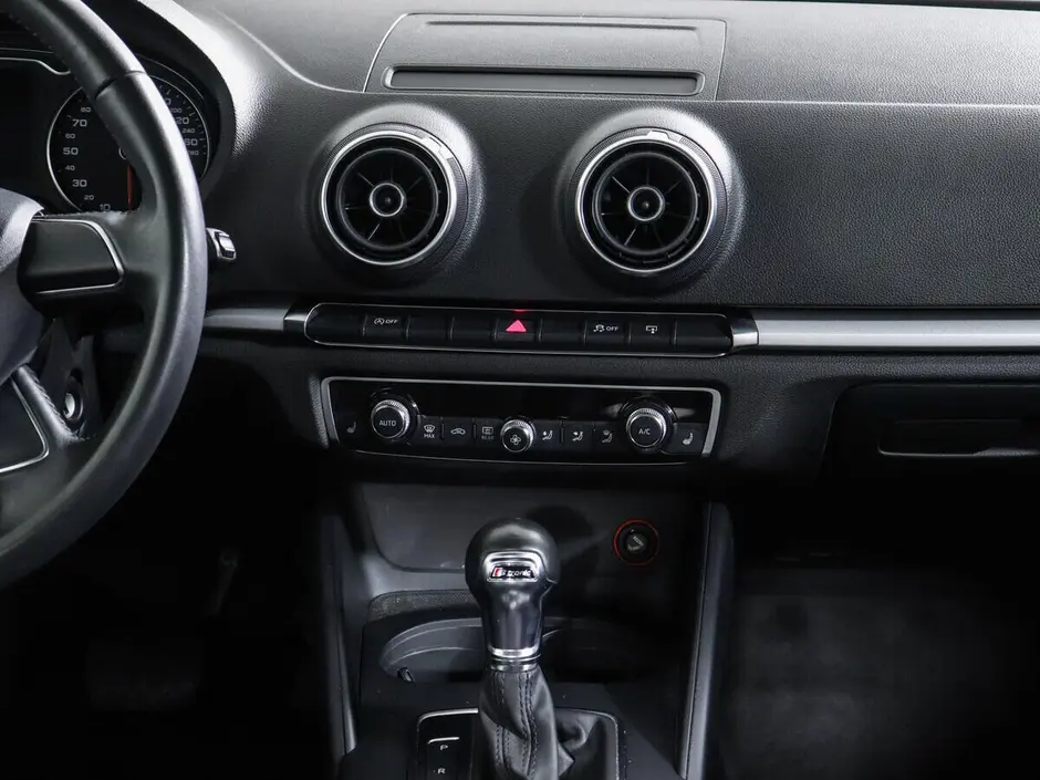 «Авто на Неве»