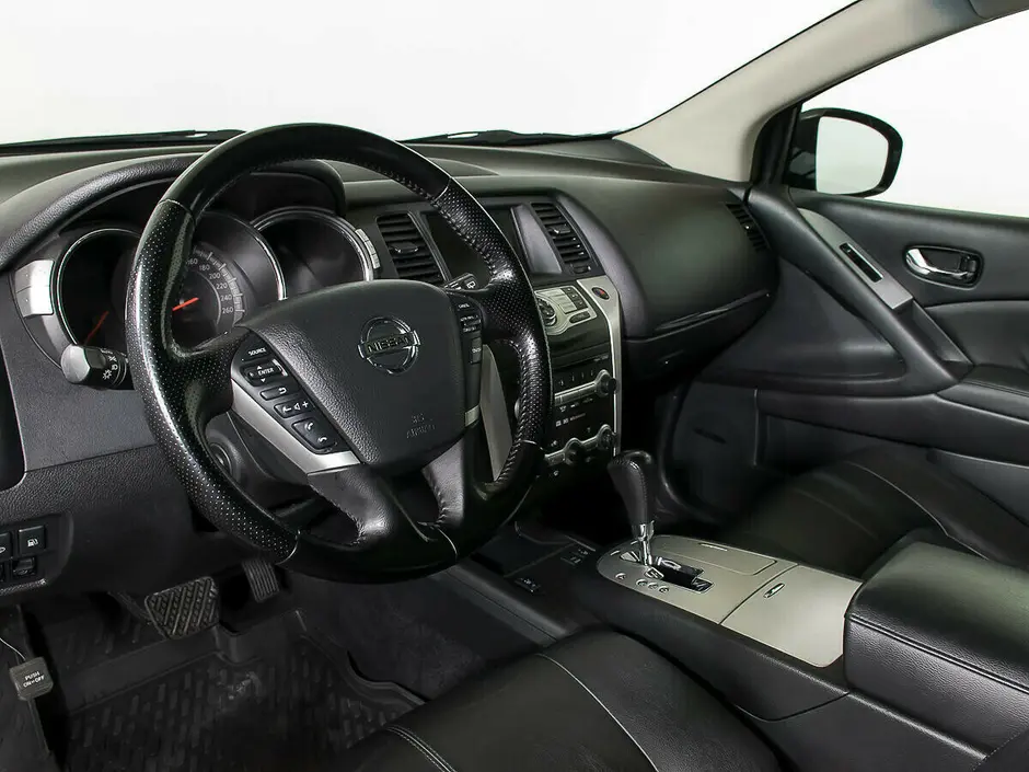 «Авто на Неве»