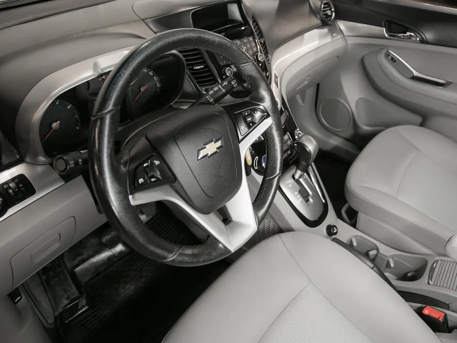 «Авто на Неве»