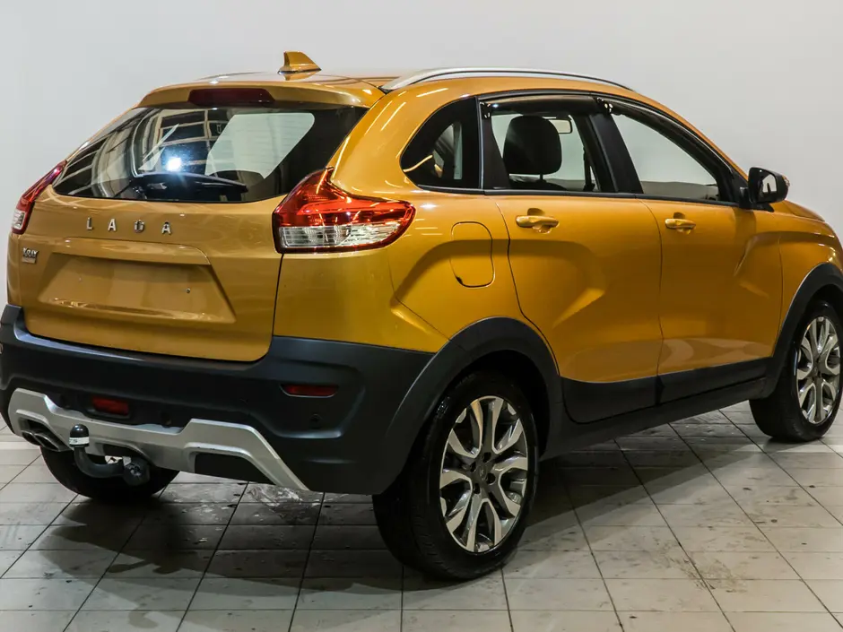 «Авто на Неве»