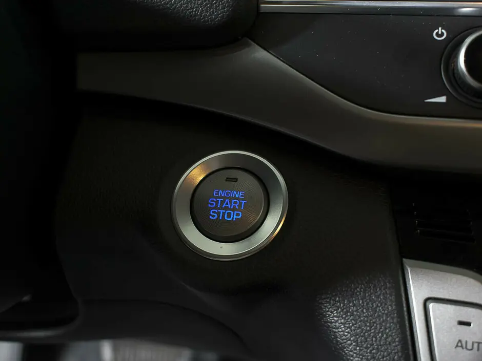 «Авто на Неве»