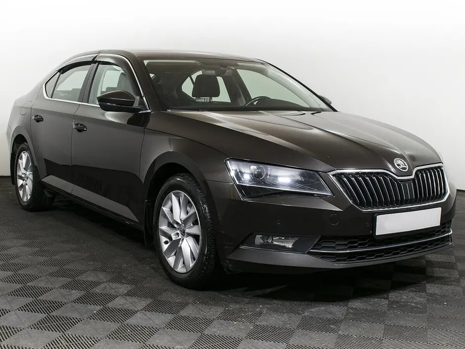 «Авто на Неве»