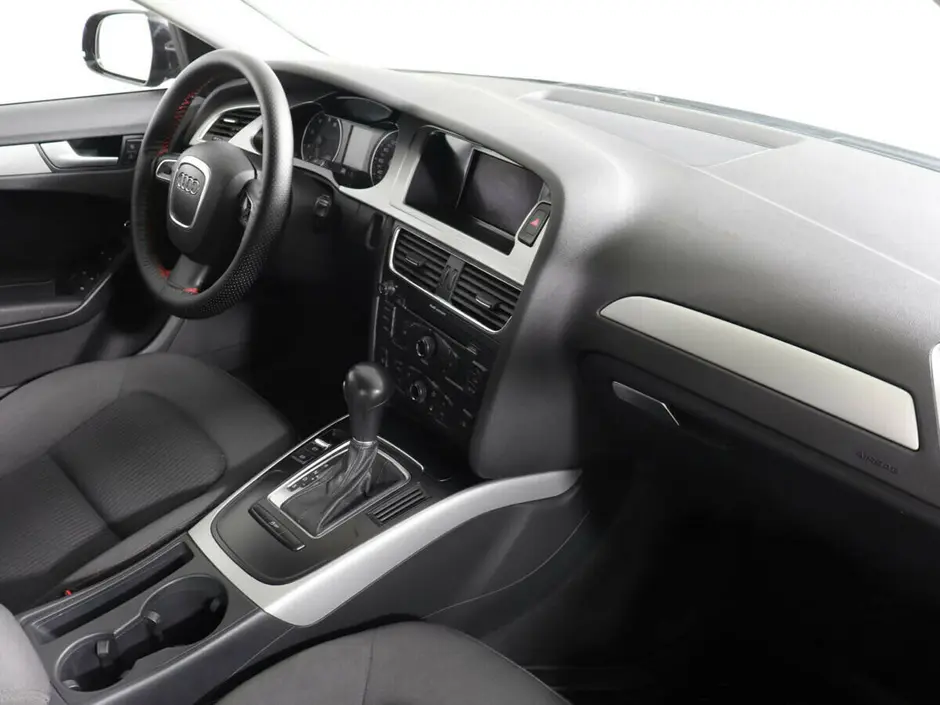 «Авто на Неве»