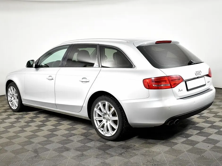 «Авто на Неве»