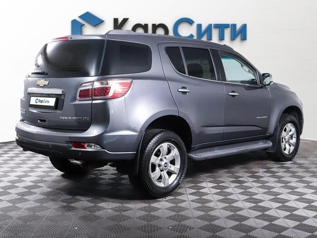 фото автомобиля 1