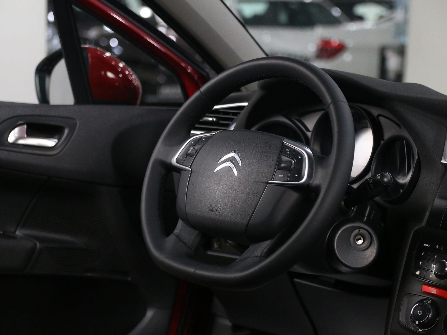 фото автомобиля 7