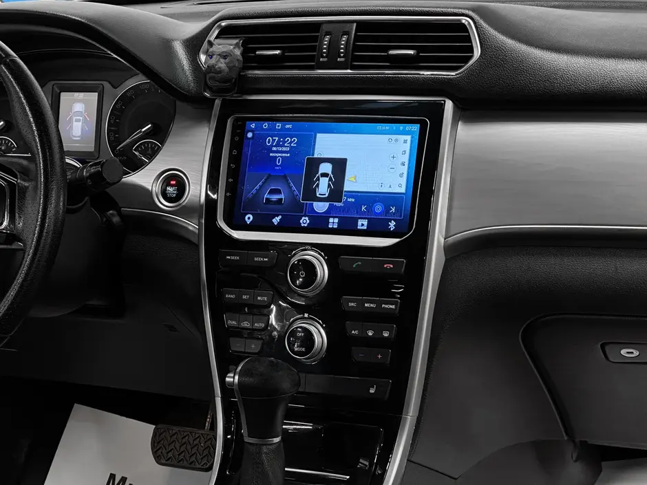 «Авто на Неве»