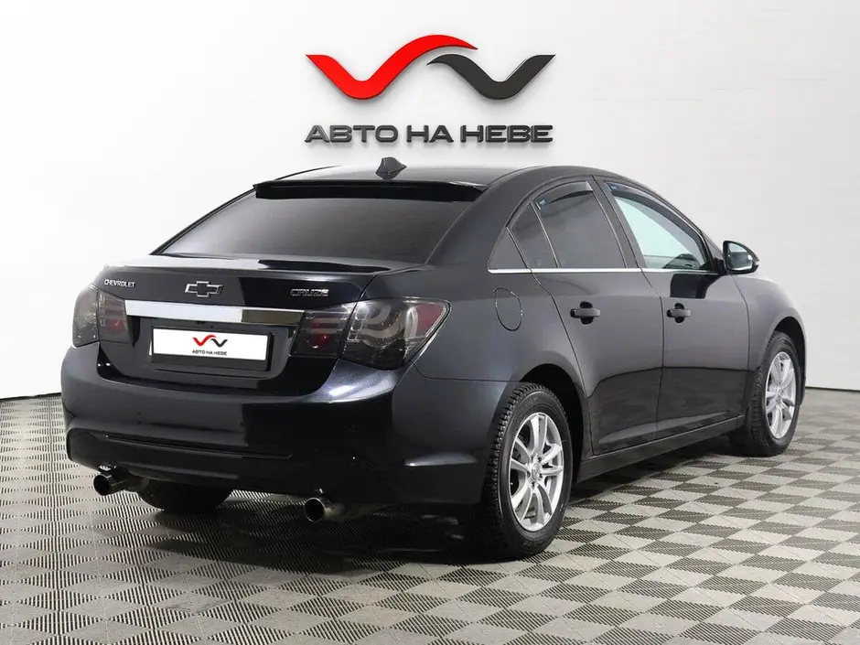 «Авто на Неве»