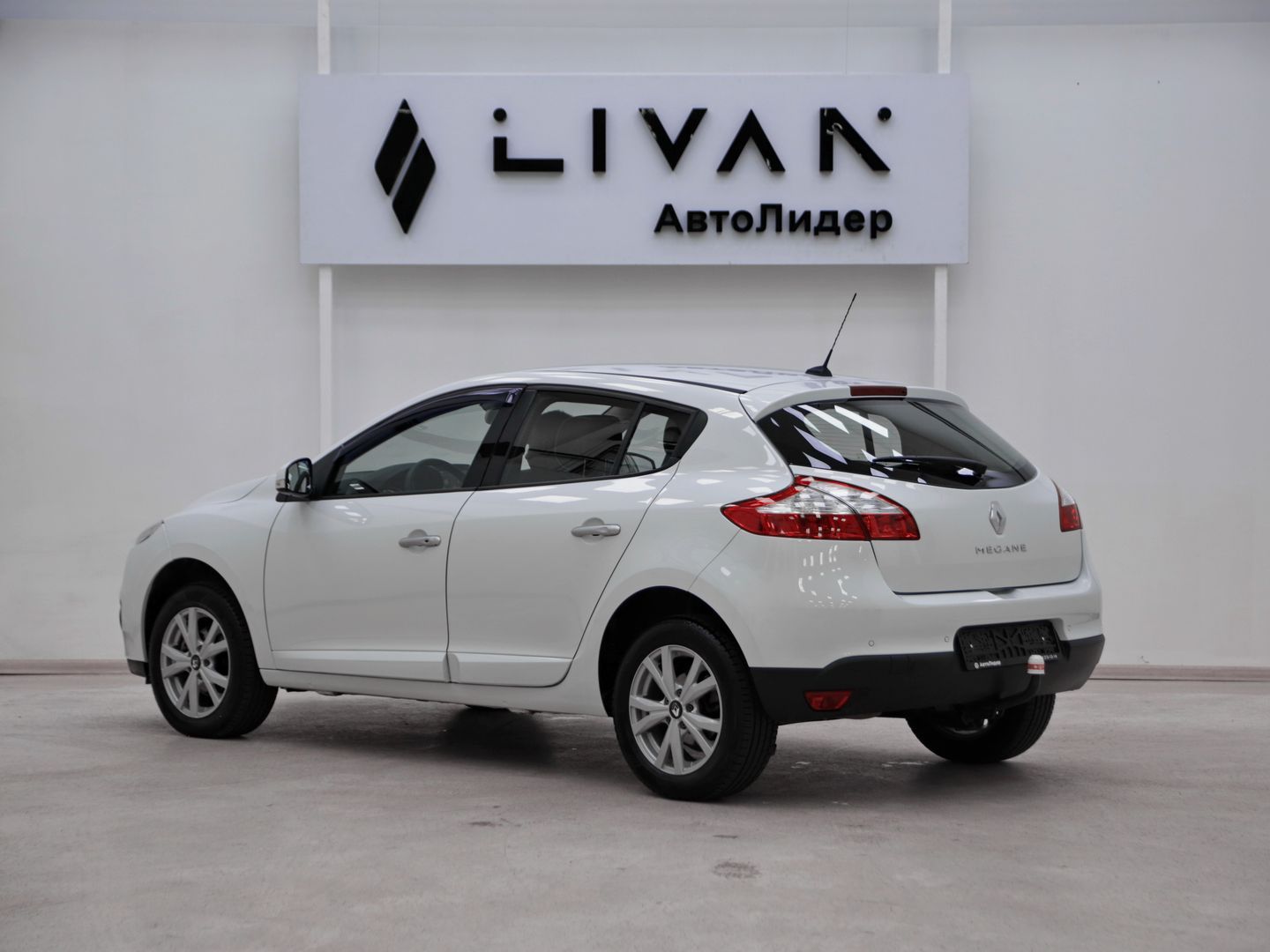 фото автомобиля 1