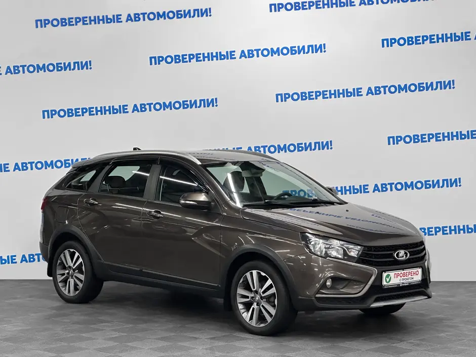 «Авто на Неве»