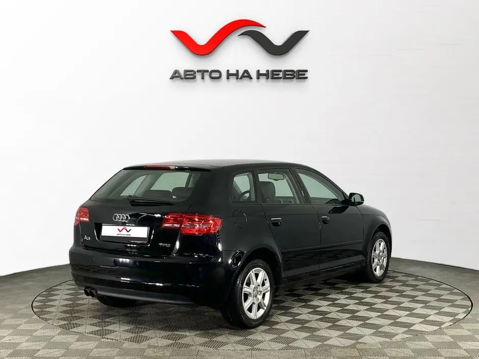 «Авто на Неве»