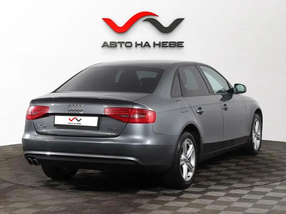 «Авто на Неве»