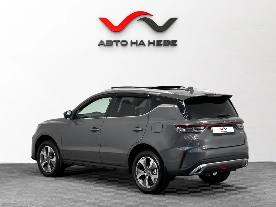 «Авто на Неве»