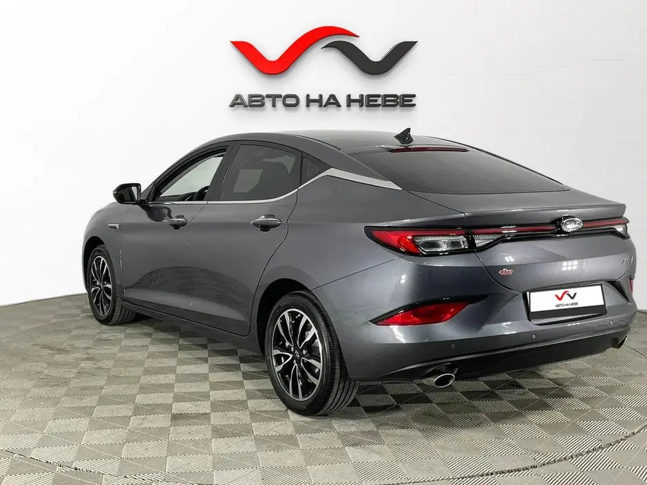«Авто на Неве»