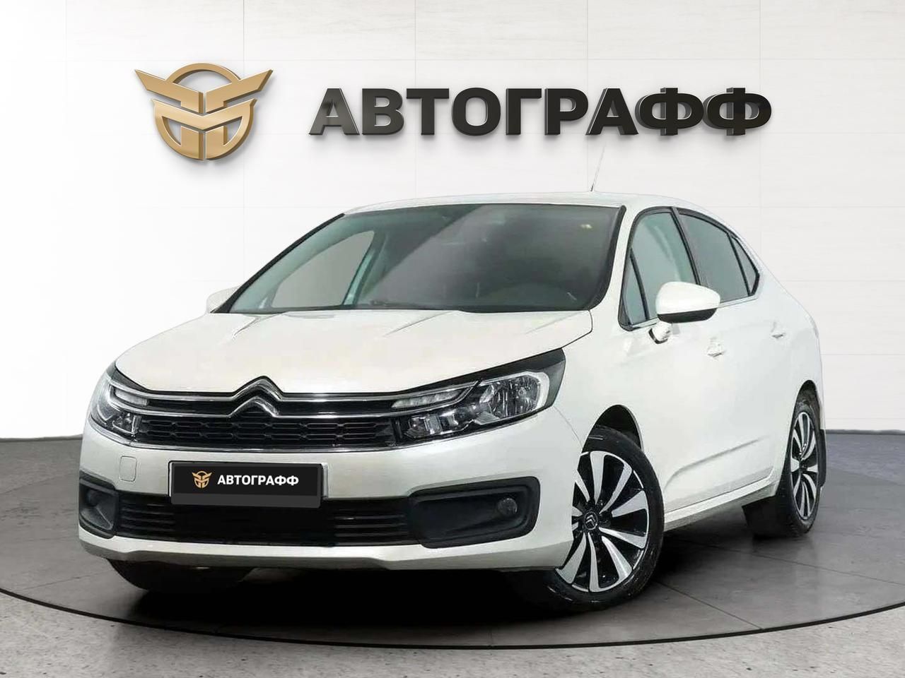 фото автомобиля 0