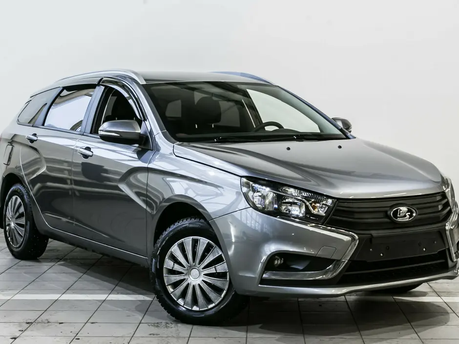 «Авто на Неве»