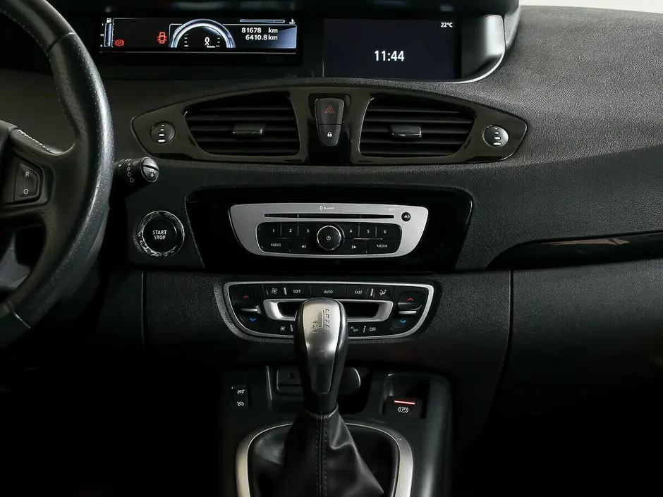 «Авто на Неве»