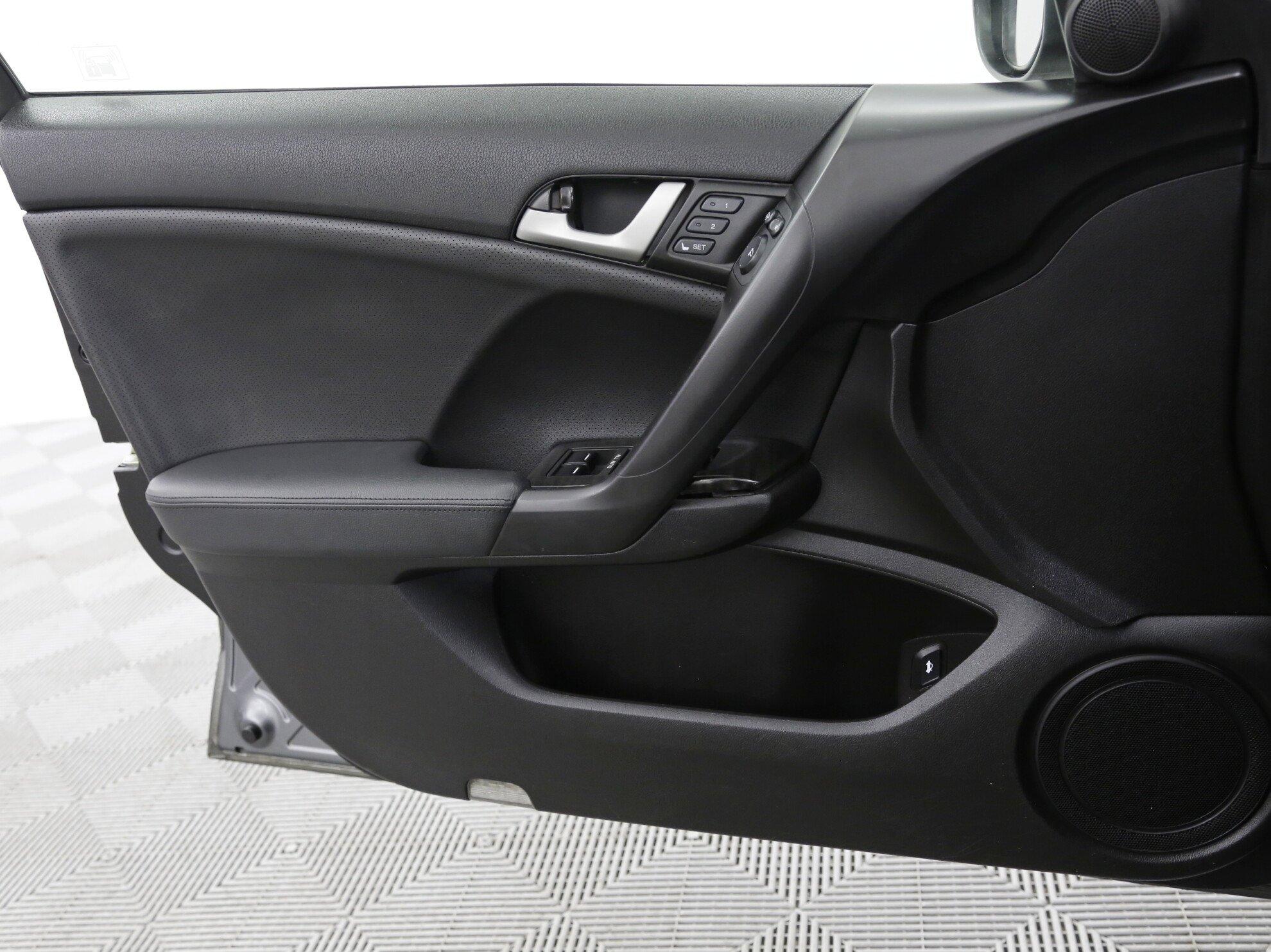 фото автомобиля 9