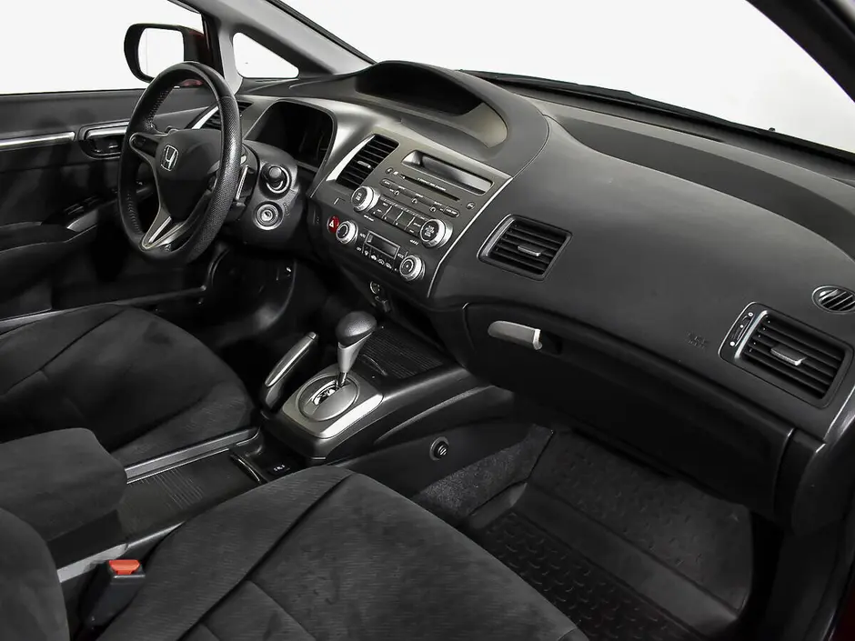 «Авто на Неве»