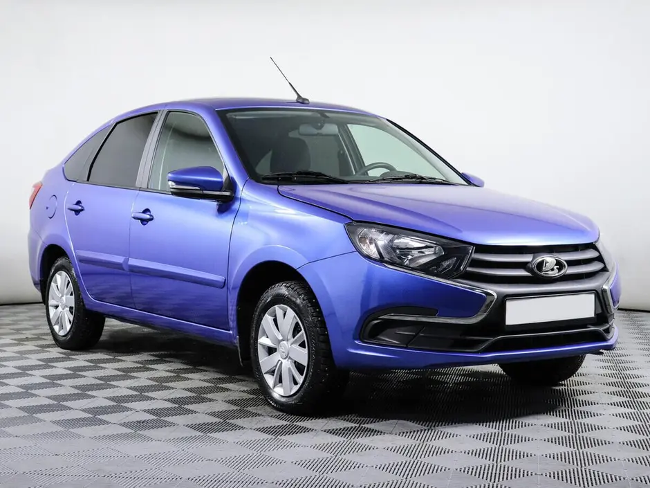 «Авто на Неве»