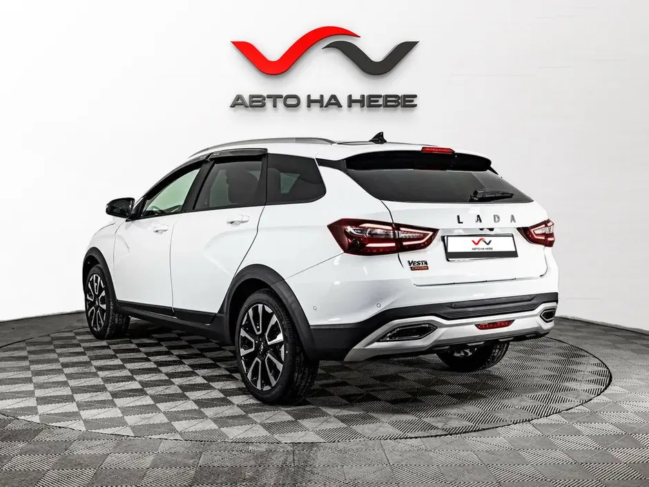 «Авто на Неве»