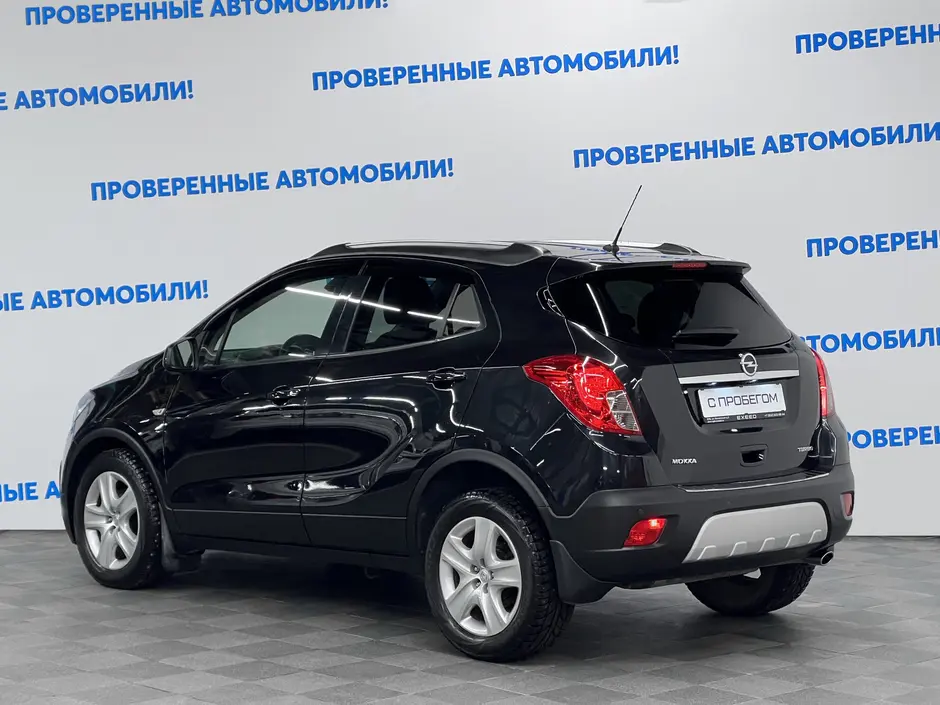 «Авто на Неве»