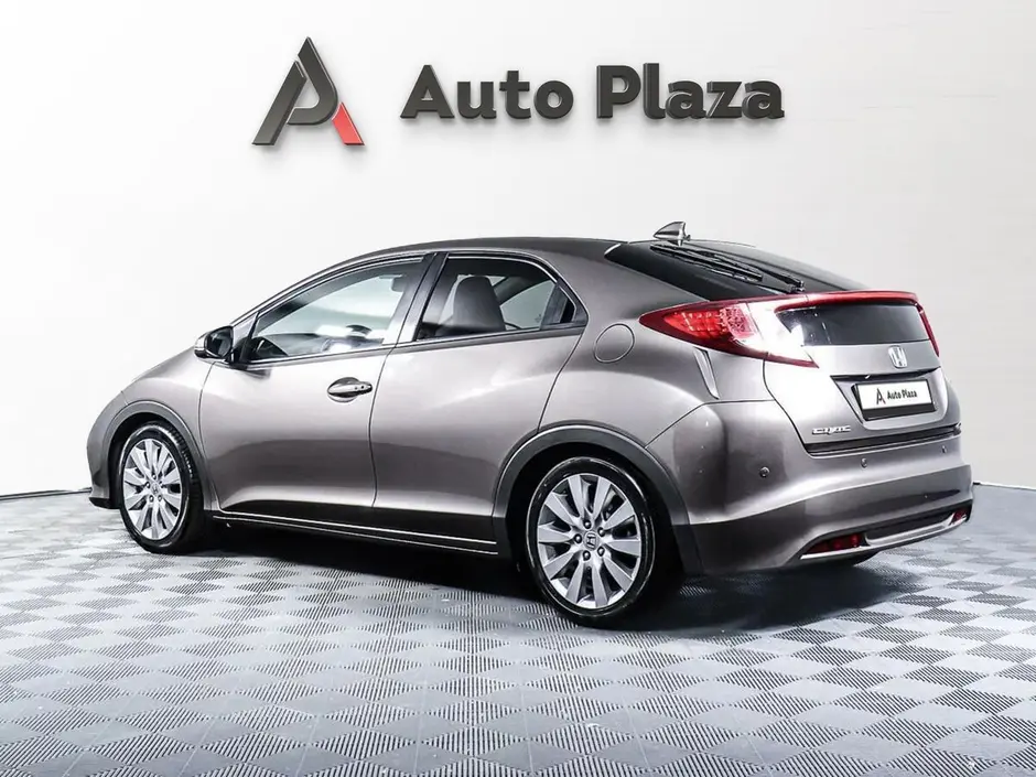AutoPlaza