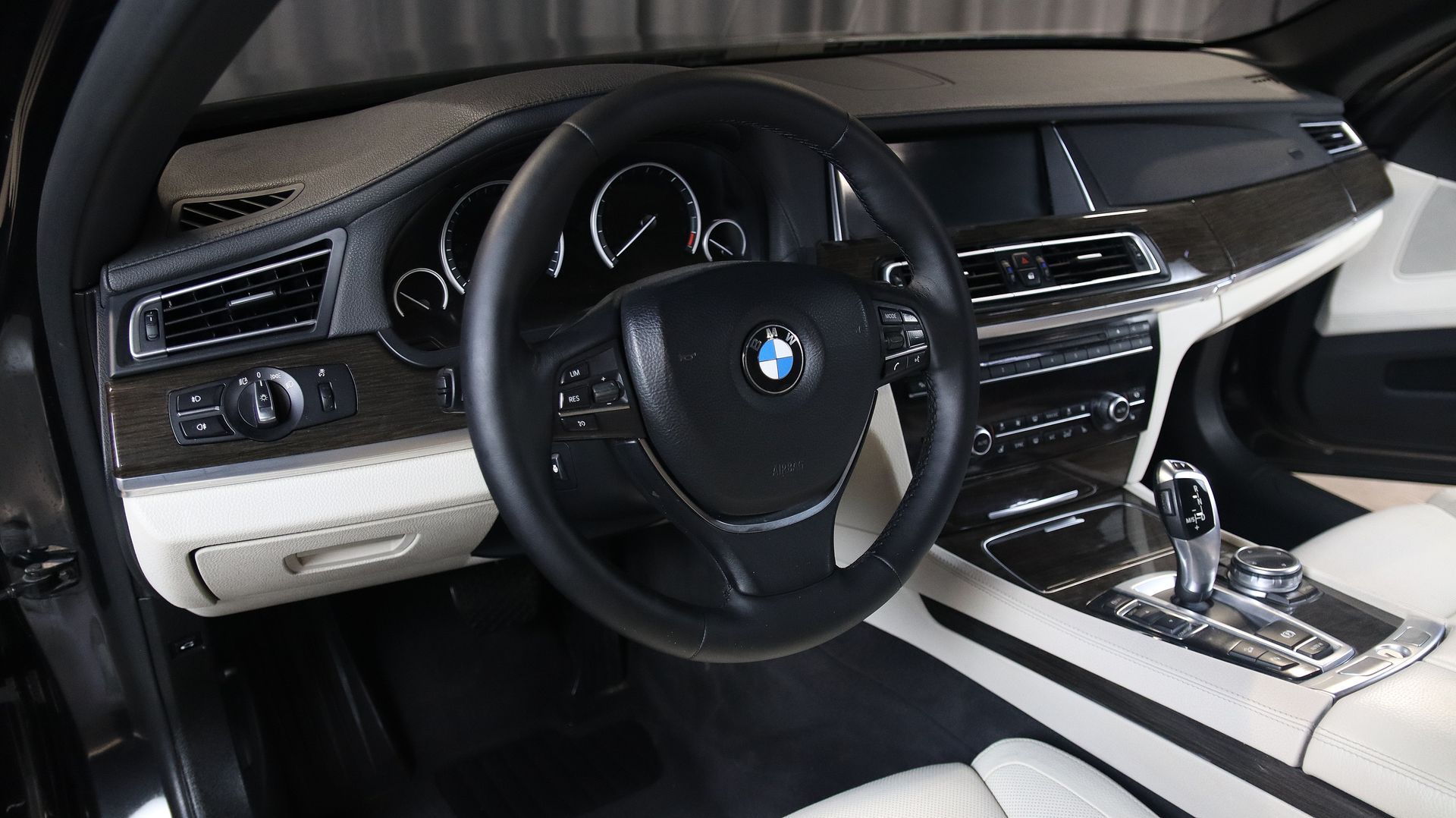 фото автомобиля 5