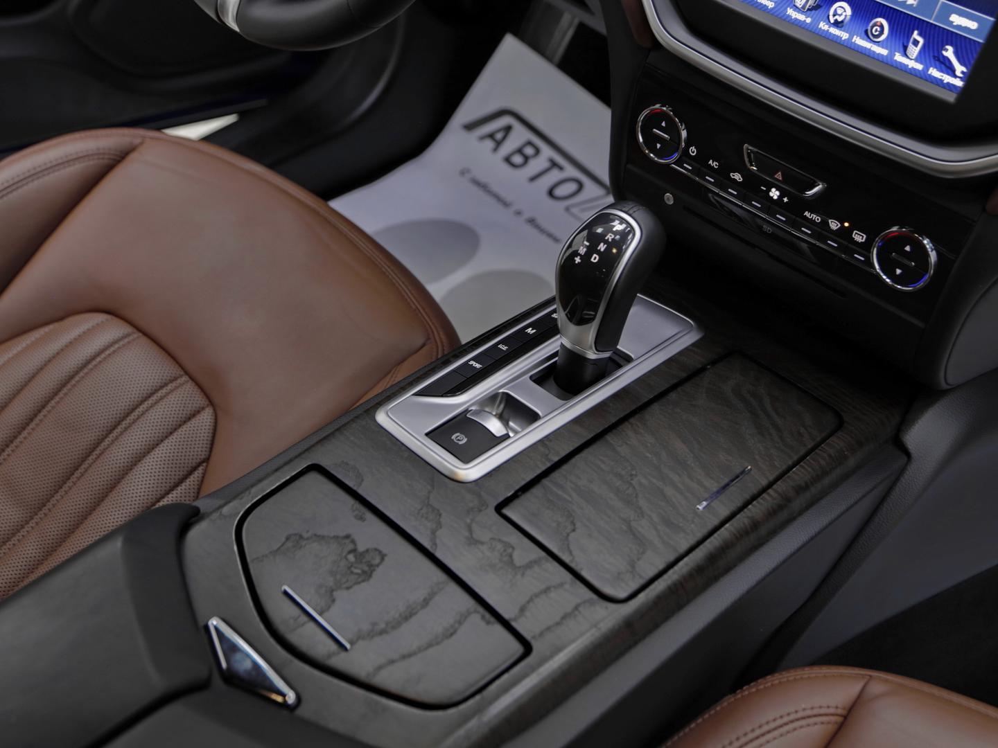 фото автомобиля 10