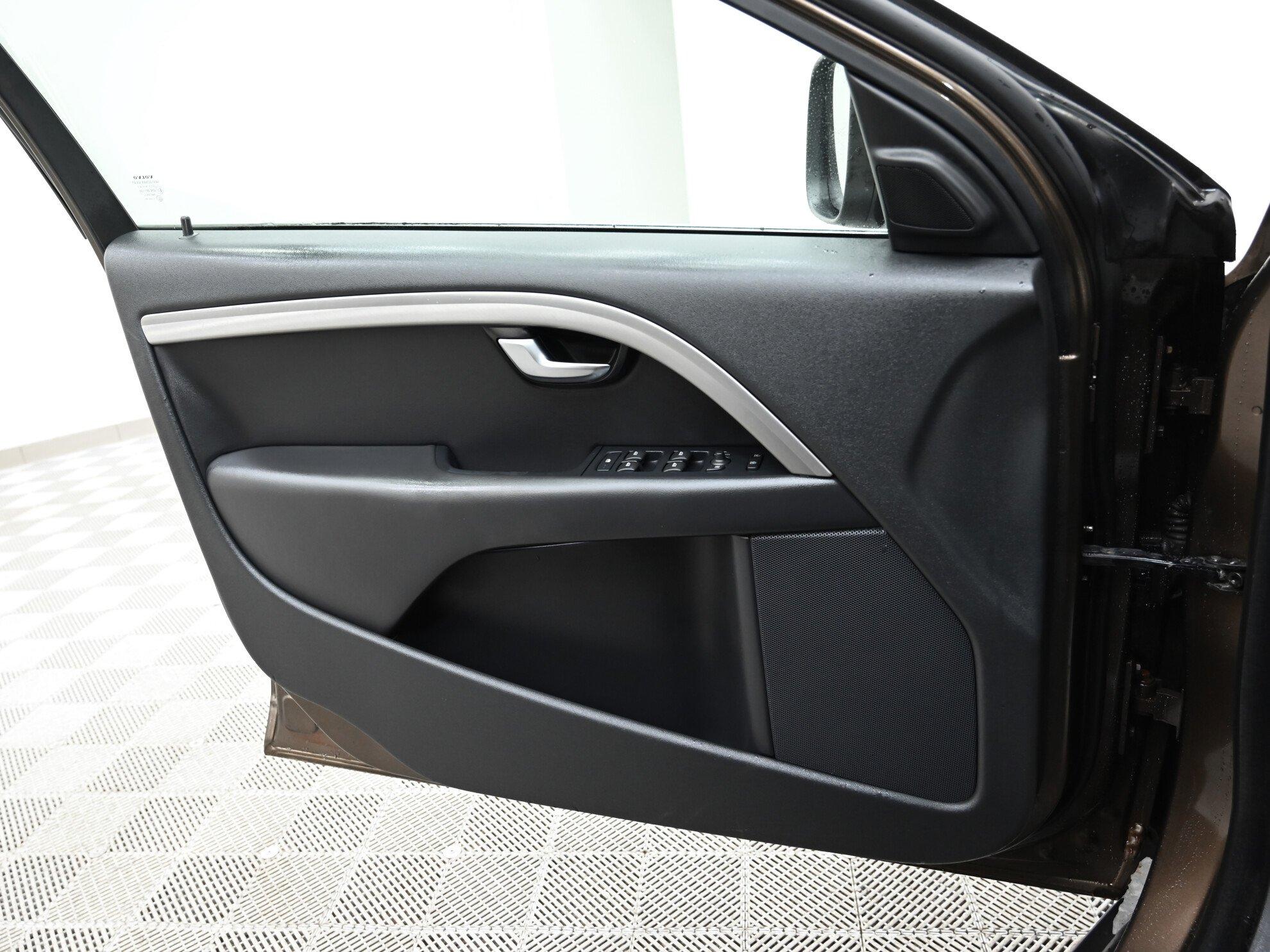 фото автомобиля 12