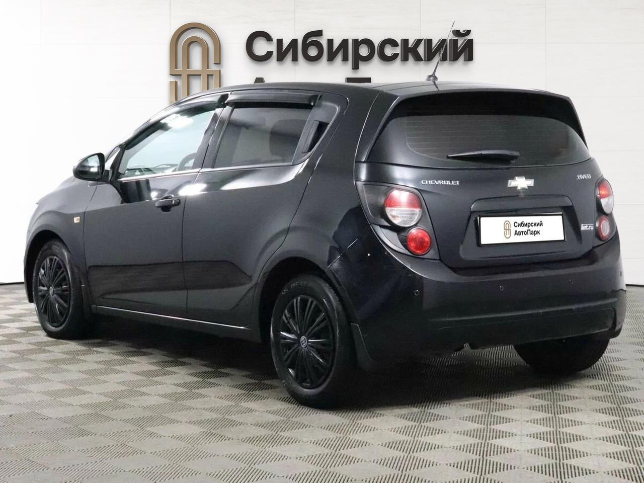 фото автомобиля 3
