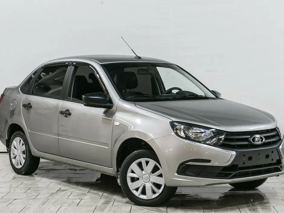 «Авто на Неве»