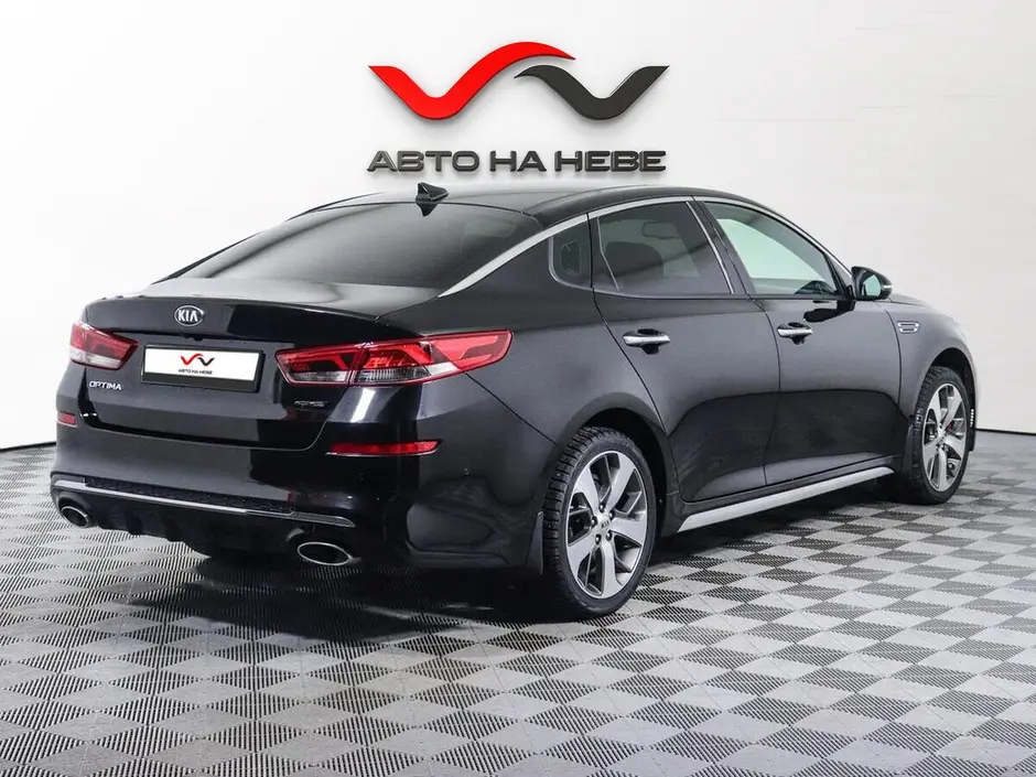 «Авто на Неве»