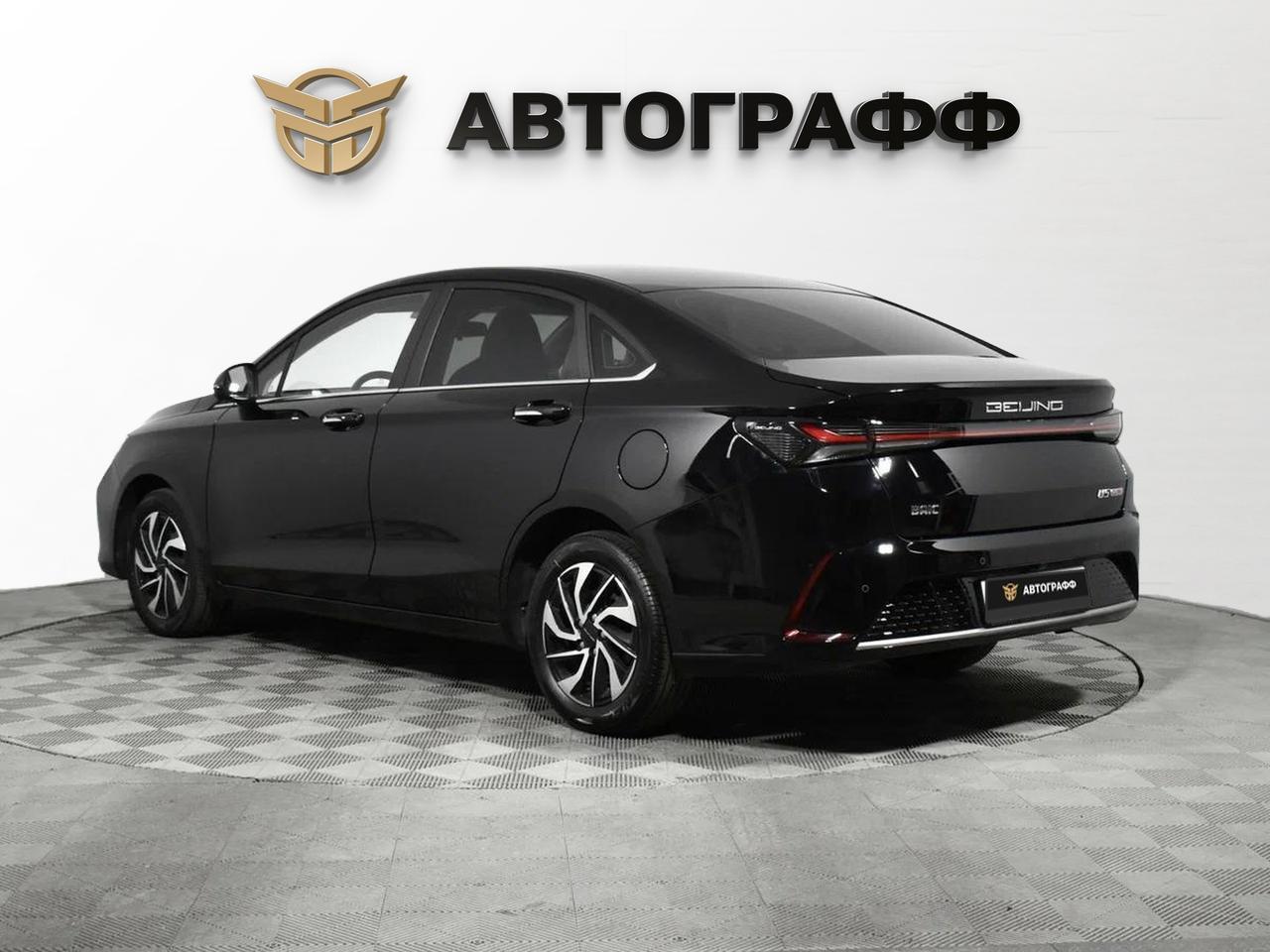 фото автомобиля 3