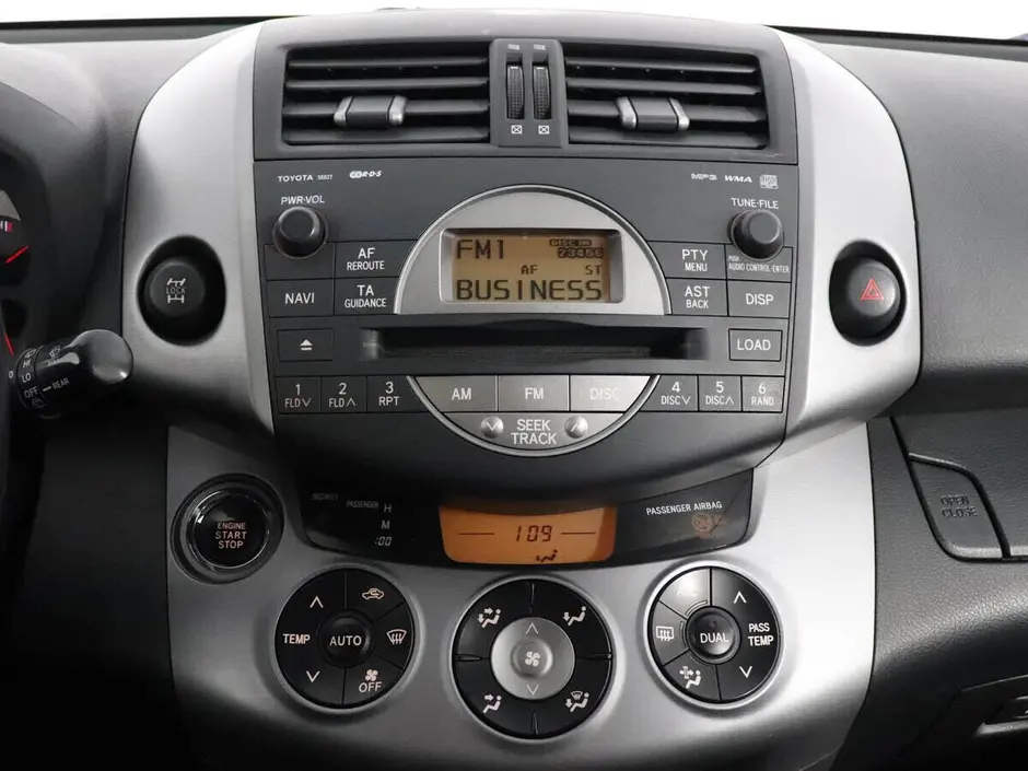 «Авто на Неве»