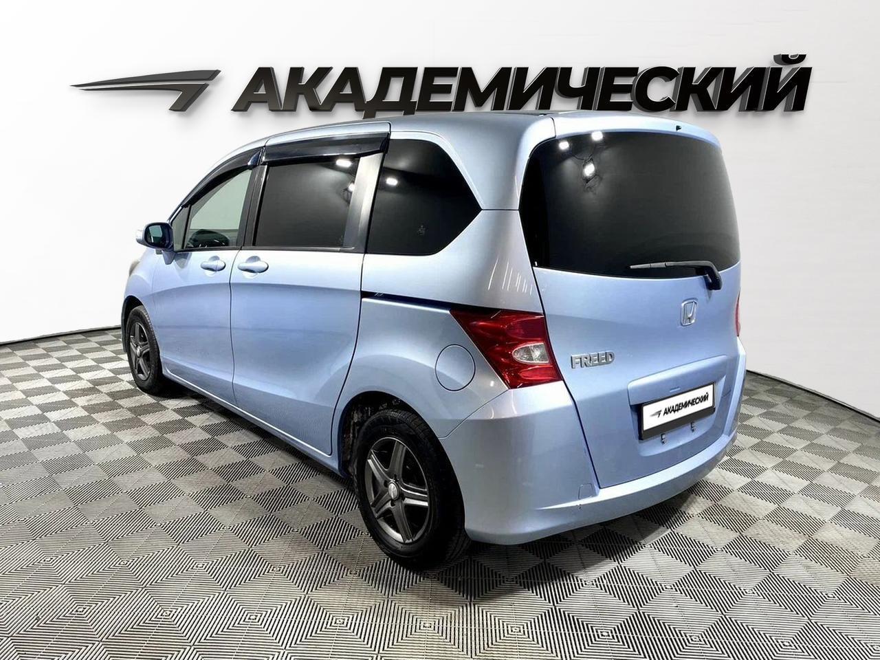 фото автомобиля 3