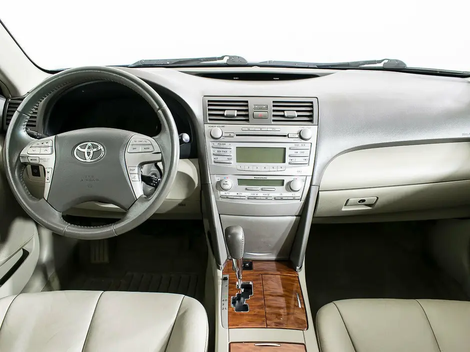 «Авто на Неве»