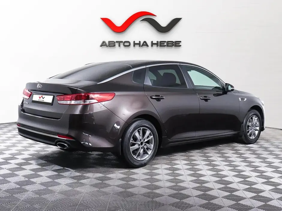 «Авто на Неве»