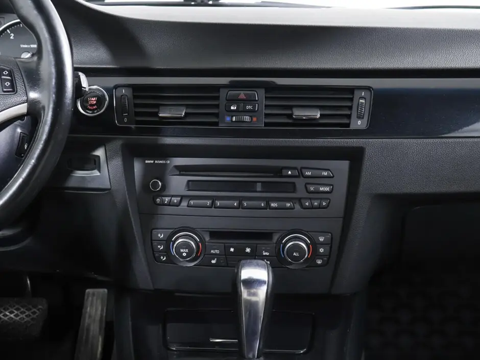 «Авто на Неве»