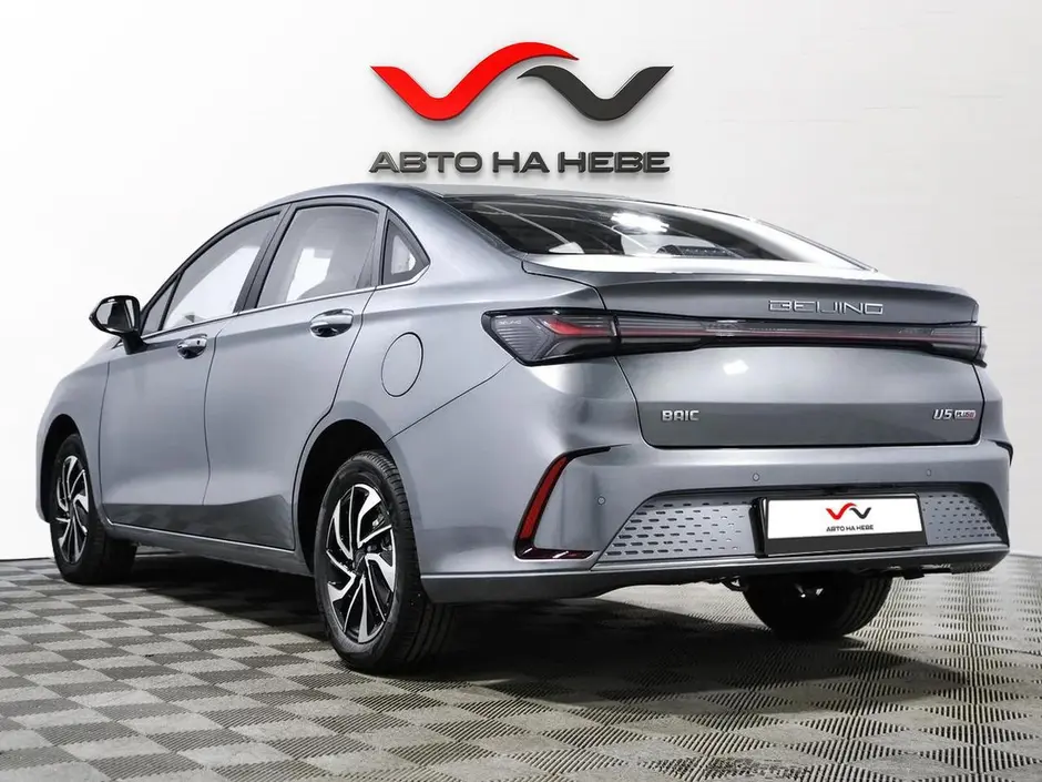 «Авто на Неве»