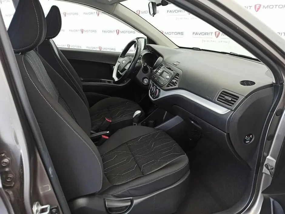 «Авто на Неве»