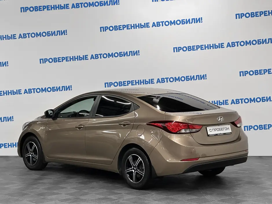 «Авто на Неве»